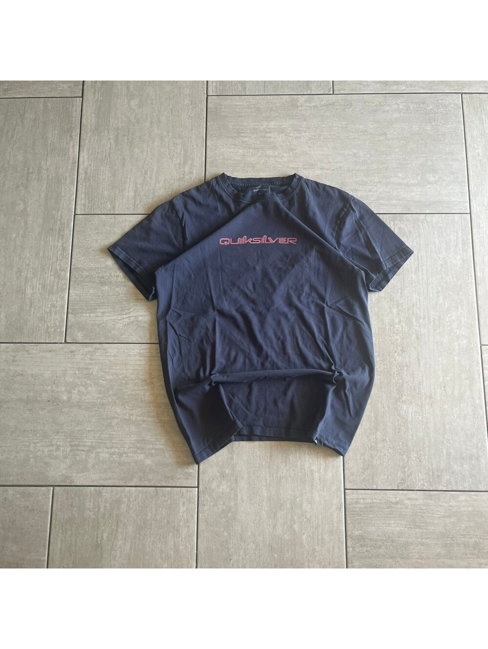 Quiksilver Navy Blue Logo Graphic T-Shirt Size Medium Casual